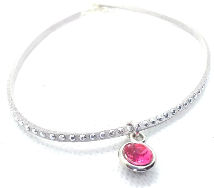 2 Love It Studs & Shine Rood - Enkelbandje - Suède met studs - Rood