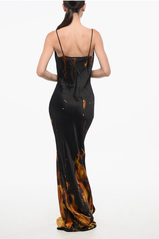 Satijnen lange jurk met vlammenprint in Arancio, Nero