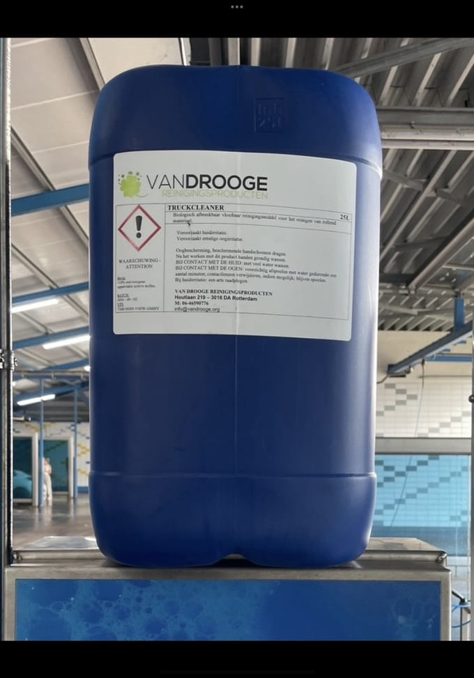 Truckcleaner 25 Liter - Professioneel Reinigingsmiddel voor Vrachtwagens, Opleggers & Caravans - Verwijdert Vet, Olie en Roet