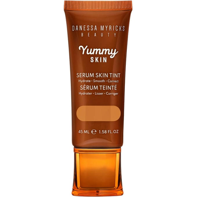 Danessa Myricks Beauty - Yummy Skin Serum Skin Tint - Getinte serum foundation 45 ml - 9