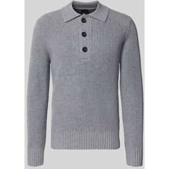Gebreide pullover met platte kraag en knoopsluiting