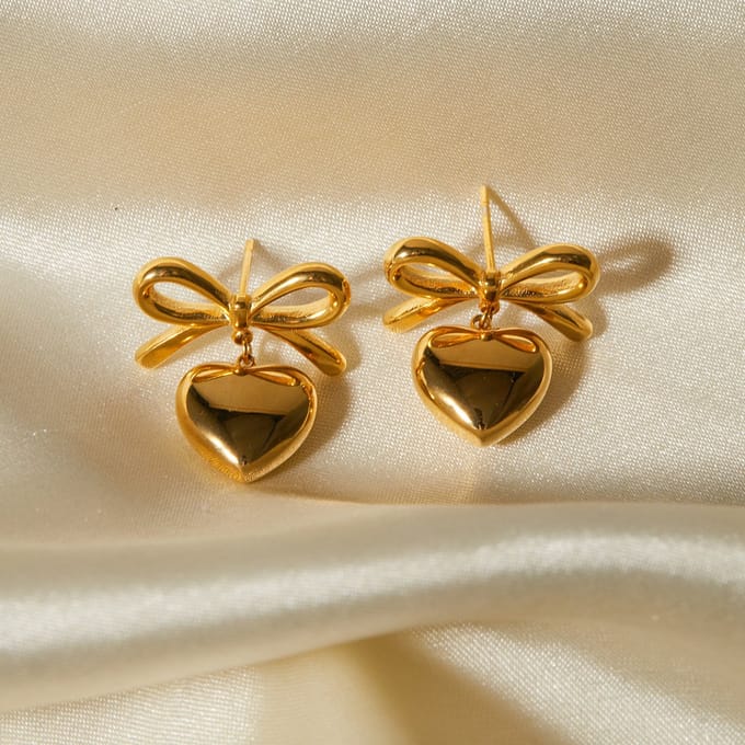 JewelGalerie- Oorbellen- Strik met hart - Goud