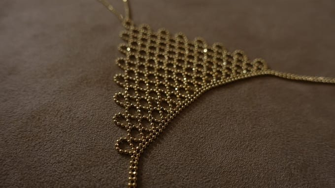 Sahmeran met oval design