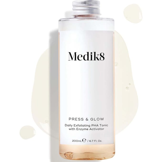 Medik8 Daily Exfoliating Pha Tonic With Enzyme Activator Medik8 - Press And Glow Refill Daily Exfoliating Pha Tonic With Enzyme Activator