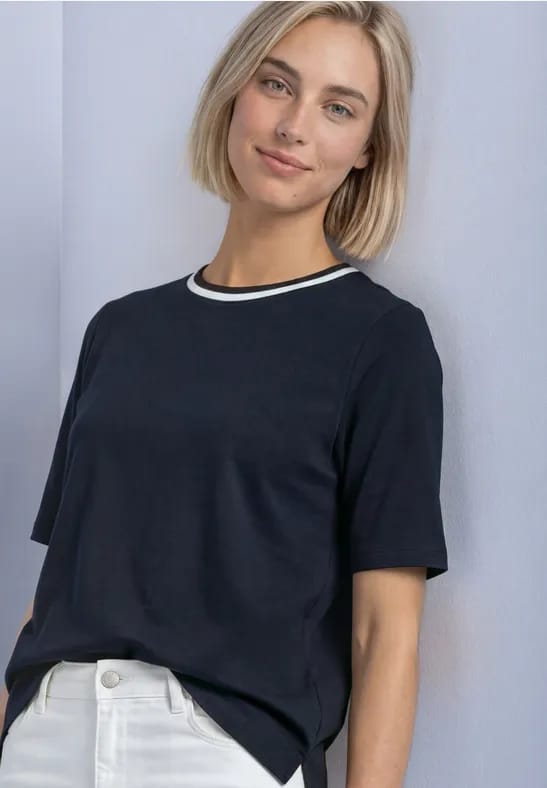 Shirt met ronde hals en contrasterend detail