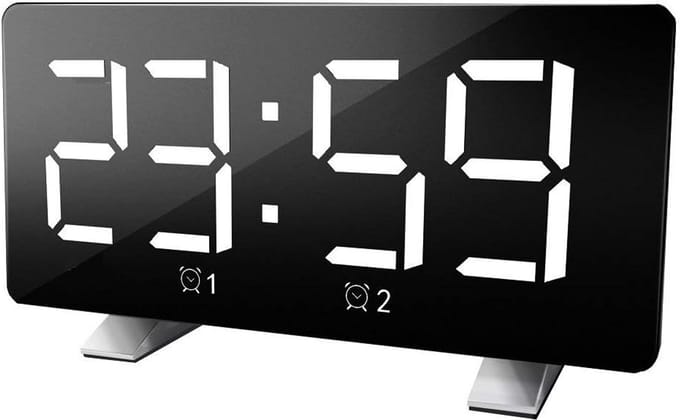 Digitale wekker met LED-display - polyfone alarmen, instelbare helderheid en USB-oplaadpoort