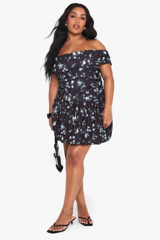 boohoo Dames PLUS DISTY BENGALINE BARDOT PUFFBALL MINI JURK | Black | Maat: 24