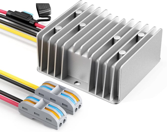 DC-DC Converter 12V naar 24V 10A 240W met Zekering en Veiligheidsconnectoren