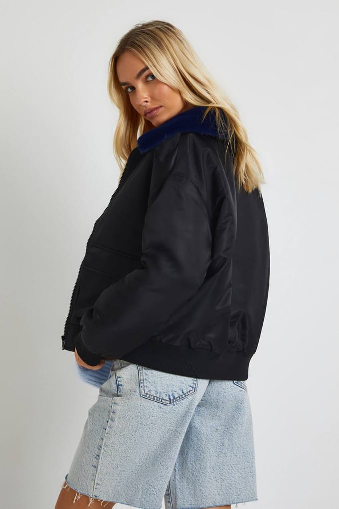 boohoo Dames Bomberjack met nepbontafwerking | Black | Maat: 8