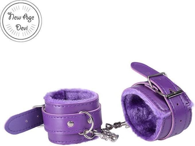 Pluche Handboeien - BDSM - Pluche - Paarse handboeien - Beginners - Comfortabel - Fluffy - Verstelbaar - New Age Devi