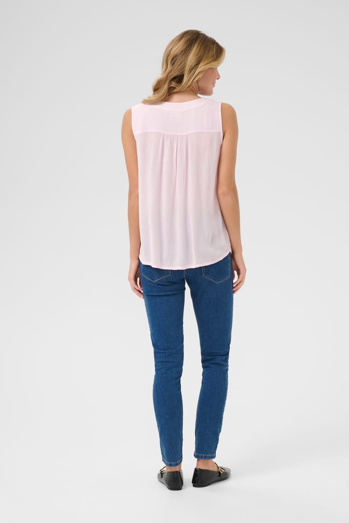 Mouwloze damesblouse KAFFE Ciara Amber
