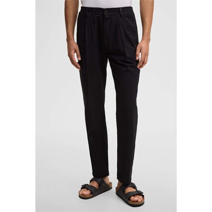 Chino Lui, zwart