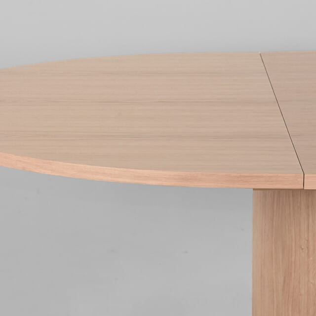 LABEL51 - Eetkamertafel Oliva - Beige - 130x150x78cm