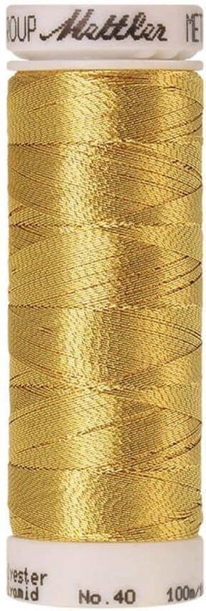 AMANN METALLIC GAREN, GOUD, 100M, Col. 2108, PER KLOSJE.