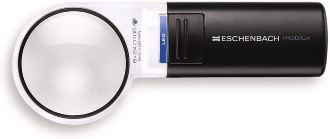 Krachtige handloep met LED-verlichting en verwisselbare kleurfilters