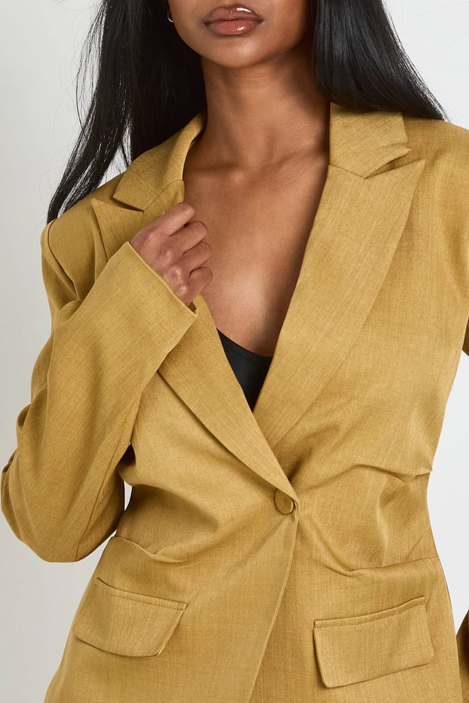 boohoo Dames Blazer met Gerimpelde Taille | Mustard | Maat: 12