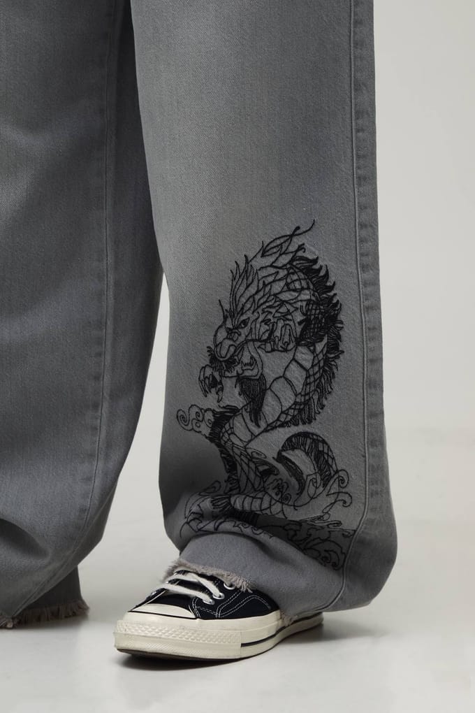 Jeans Met Geborduurd Drakendesign, Elastische Taille En Super Baggy Fit | Grey | Size 46R