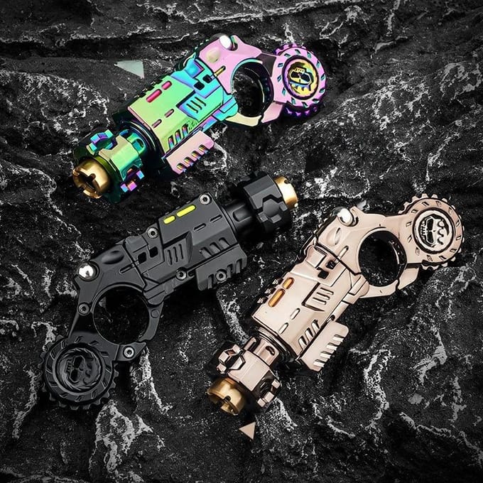 Shell-Ejecting Legering Speelgoedpistool Set Stressverlichting Fidget Sensorisch Speelgoed Mini Vinger Spin Top EDC Bureau Gadget Cadeau voor Tieners Jongens