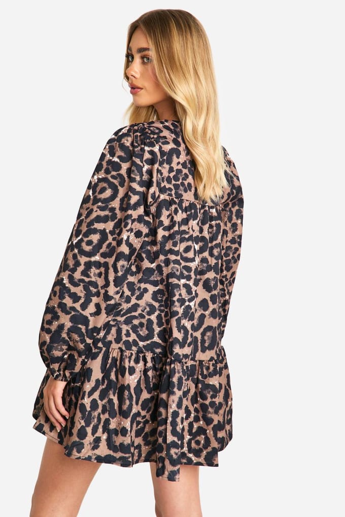 boohoo Dames Leopard Drop Hem Smock Jurk | Bruin | Maat: 36