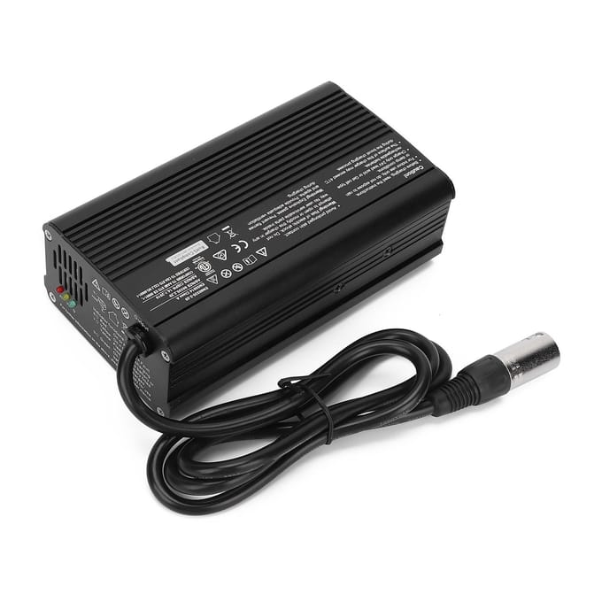 24V 8A Batterijlader Vervangend Accessoire voor Elektrische Scooters Rolstoelen EU PLUG black