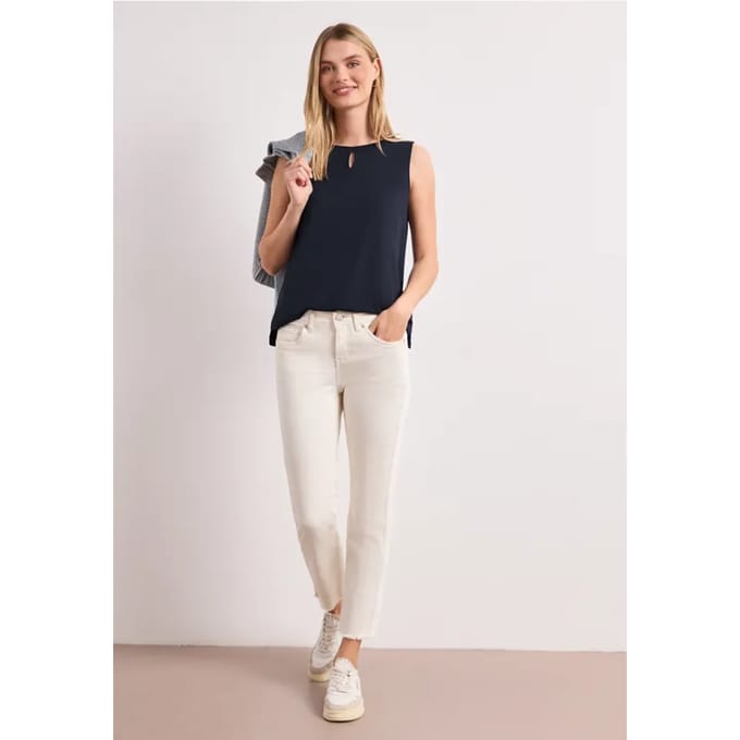 Top met ronde hals en uitgesneden detail