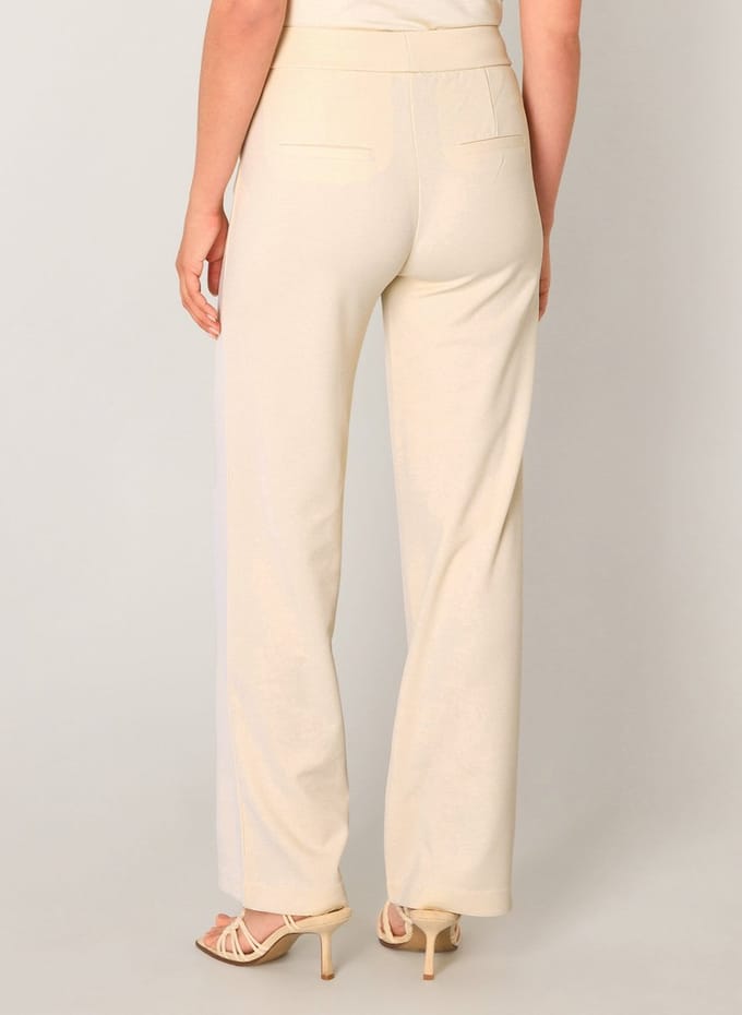 BASE LEVEL Yarah Broek - Light Beige - maat W44 / L32