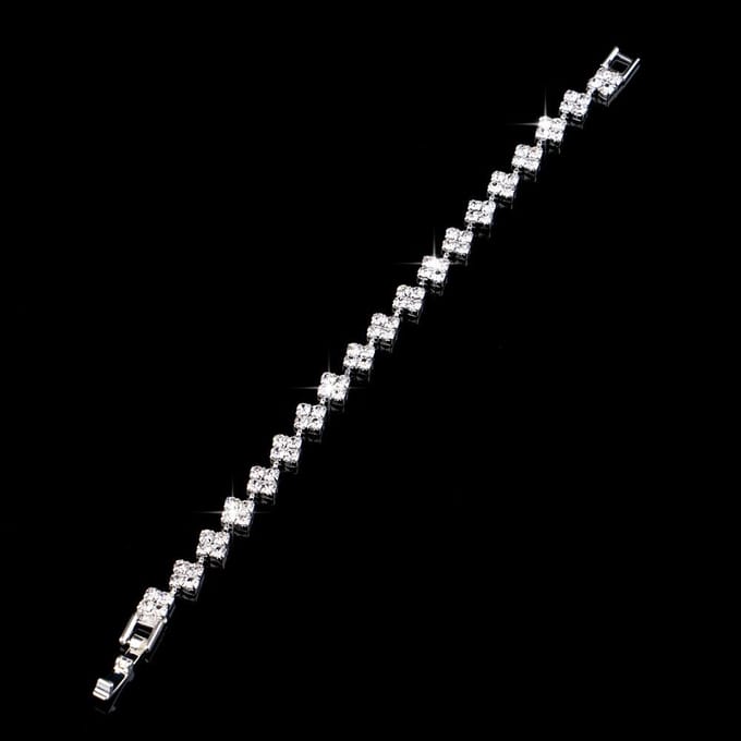 Bracelet carré polyvalent à strass brillants tendance, élégant, doux, simple, bijou de main de mariée, mariage argenté