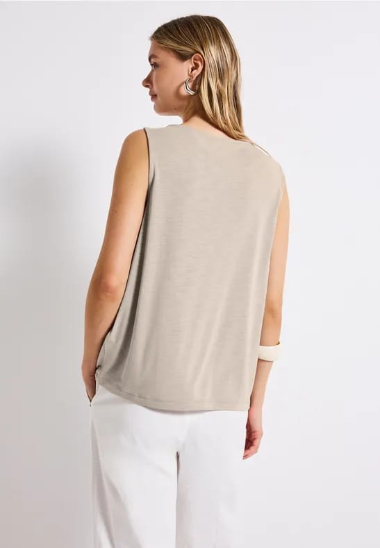 Silk-Look top
