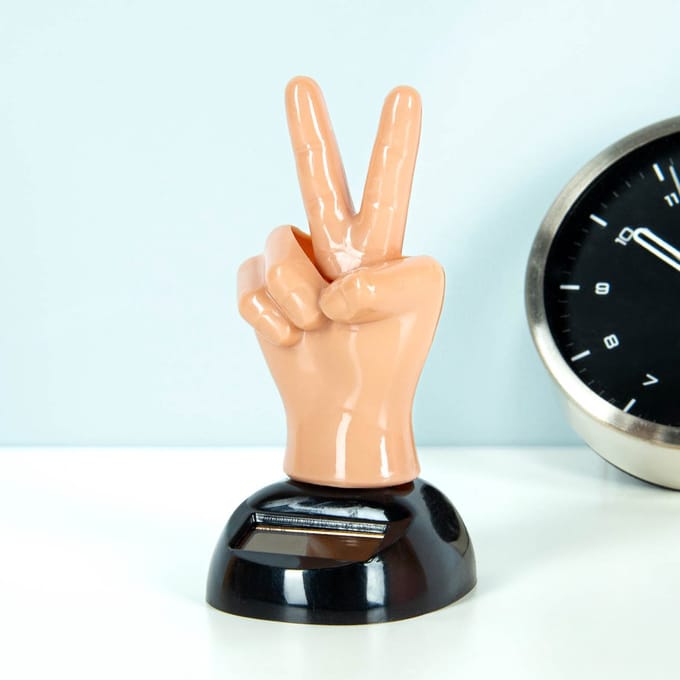 OOTB Peace handje op zonne-energie