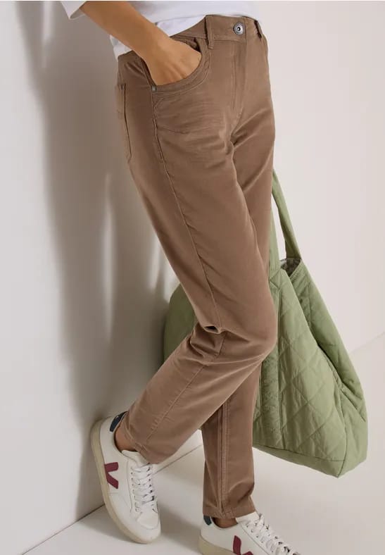 Mid Waist Broek met smalle pijpen in Slim Fit
