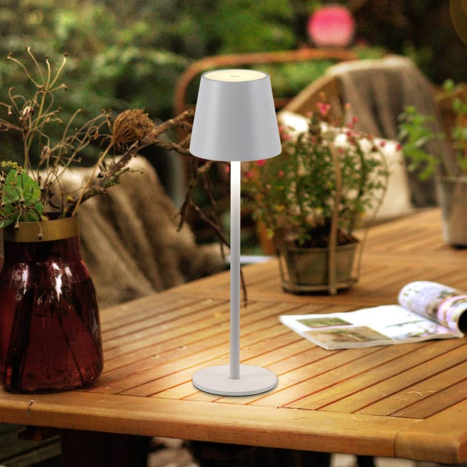 JUST LIGHT. GmbH JUST LIGHT. Euria LED tafellamp, wit, ijzer, IP54