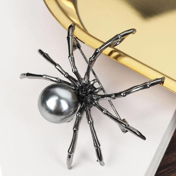 1Pc Spider Broche Vrouwelijke Corsage Geschenken Mannen Accessoires Mode-sieraden grijs