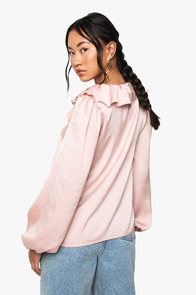 boohoo Dames Hammered Satin Ruffle Blouse | Blush | Maat: 34