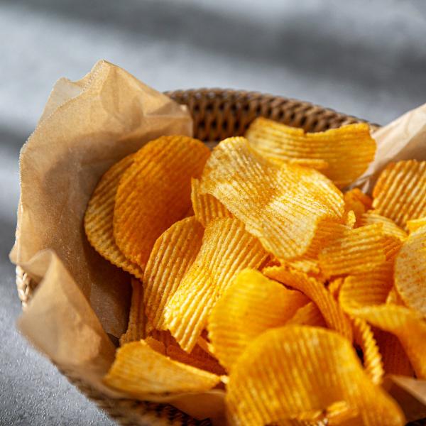 Orion Swing Chips Gebakken Chilipasta Smaak 124g (2 verschillende hoeveelheden) 1 red