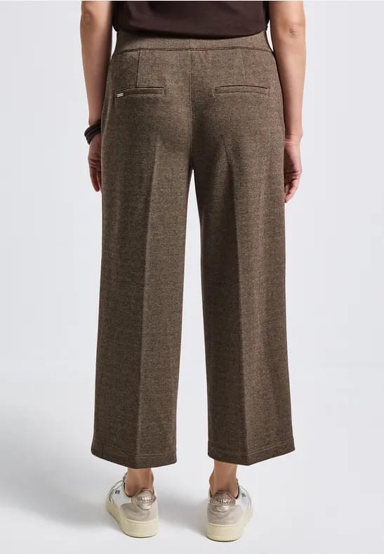 Broek met gedessineerde straight legs