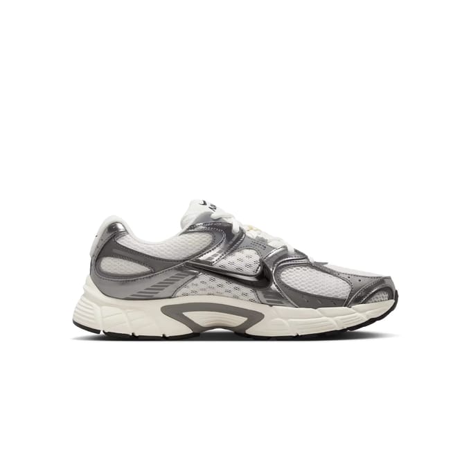 Adidas schoenen met ademend mesh bovenwerk Nike V5 RNR