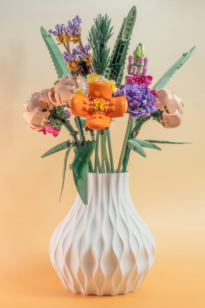Botanical Bloemen Vaas Future - Met geïntegreerde houder voor 17 stelen - Wit - Maerc Design