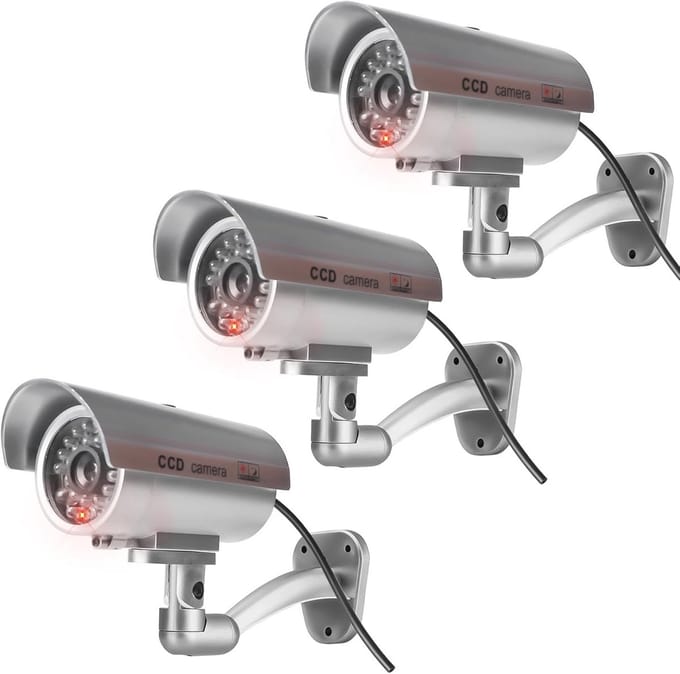 Set van 3 Neppcamera's met Flits LED Licht voor Beveiliging Binnen en Buiten