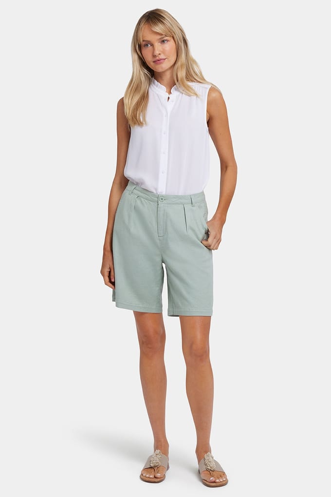 Relaxed Shorts In Stretch Linnen