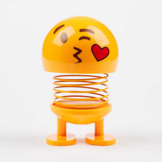 Spring Bobble Head Speelgoed Schattig Gezicht Auto Emotie Pop Interieurdecoratie voor Auto Dashboard Nr. 14 yellow