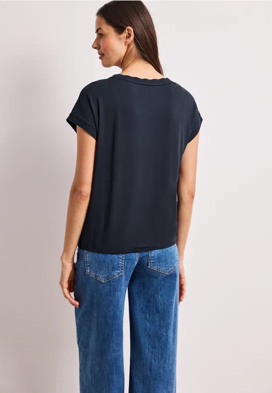 Shirt met ronde hals en decoratieve tape
