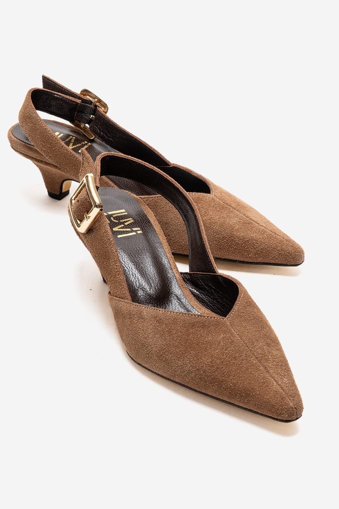 Dioris Leren Slingback Kitten Hak Pump