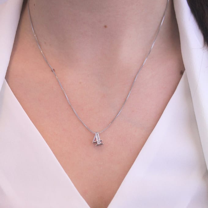 Nummer 4 hangers - Zilver en kristal
