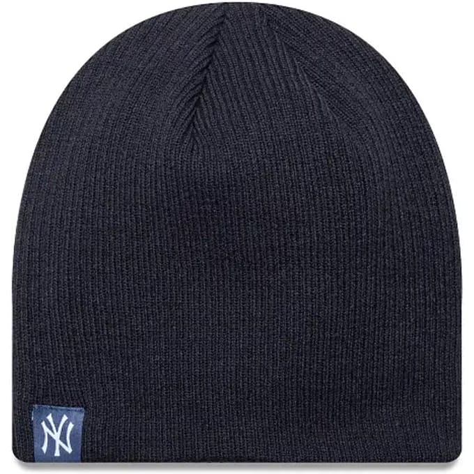 New York Yankees muts Essential