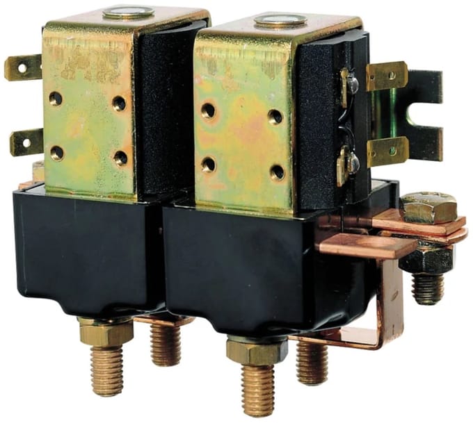 VETUS dubbel Relais 24 Volt 3000W M8 terminals | AFST324D