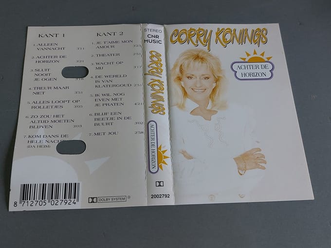 CORRY KONINGS - ACHTER DE HORIZON (MC)
