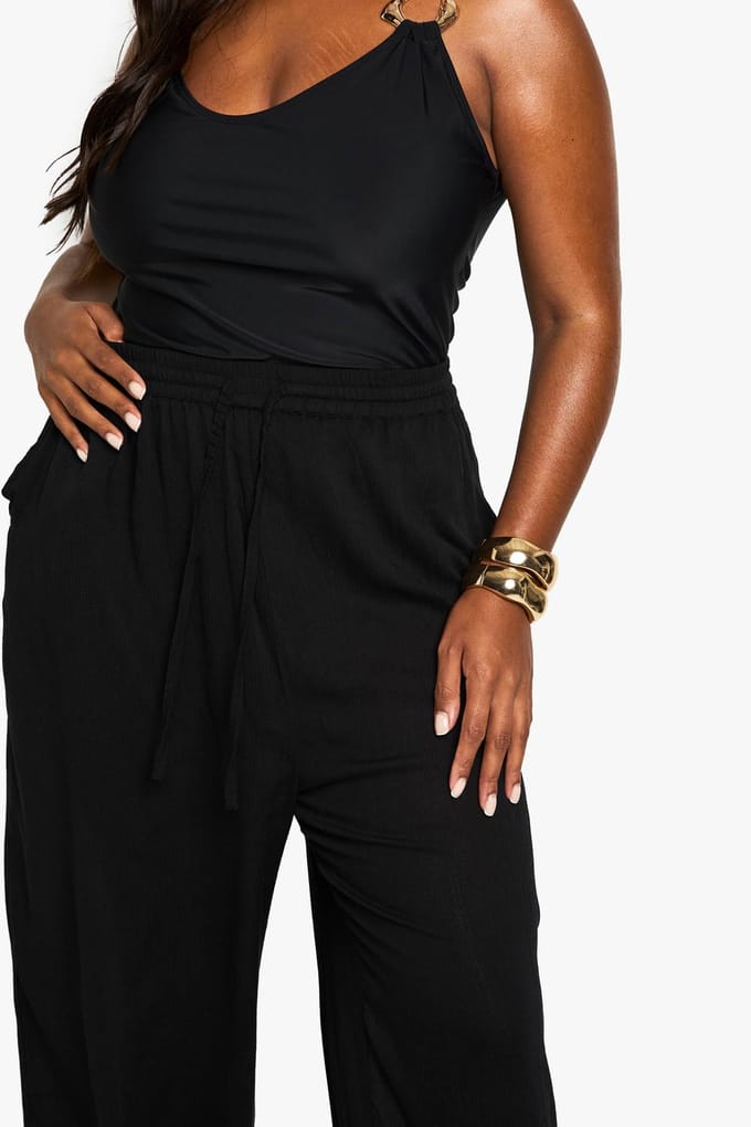 boohoo Dames Plus Beachwear Essentials Wijde Pijpbroeken | Zwart | Maat: 56