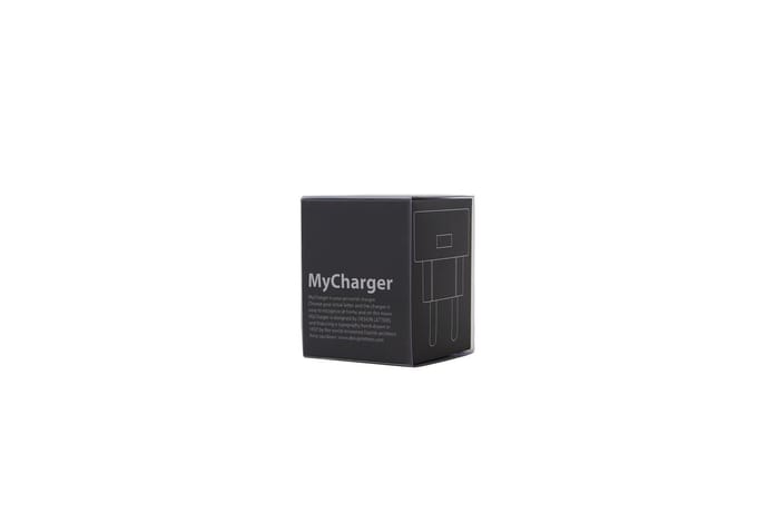 DESIGN LETTERS - MyCharger oplader - P - zwart