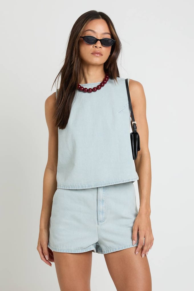 boohoo Dames Lang Boxy Denim Vest Top | Super Pale Wash | Maat: 46