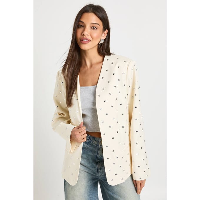 boohoo Dames Oversized blazer zonder kraag, voorzien van studs | Boter | Maat: 38